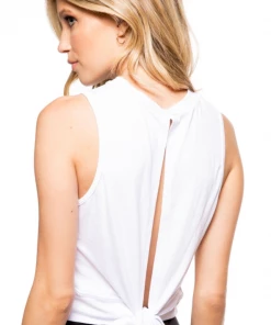 Strut This Fitz Top-White